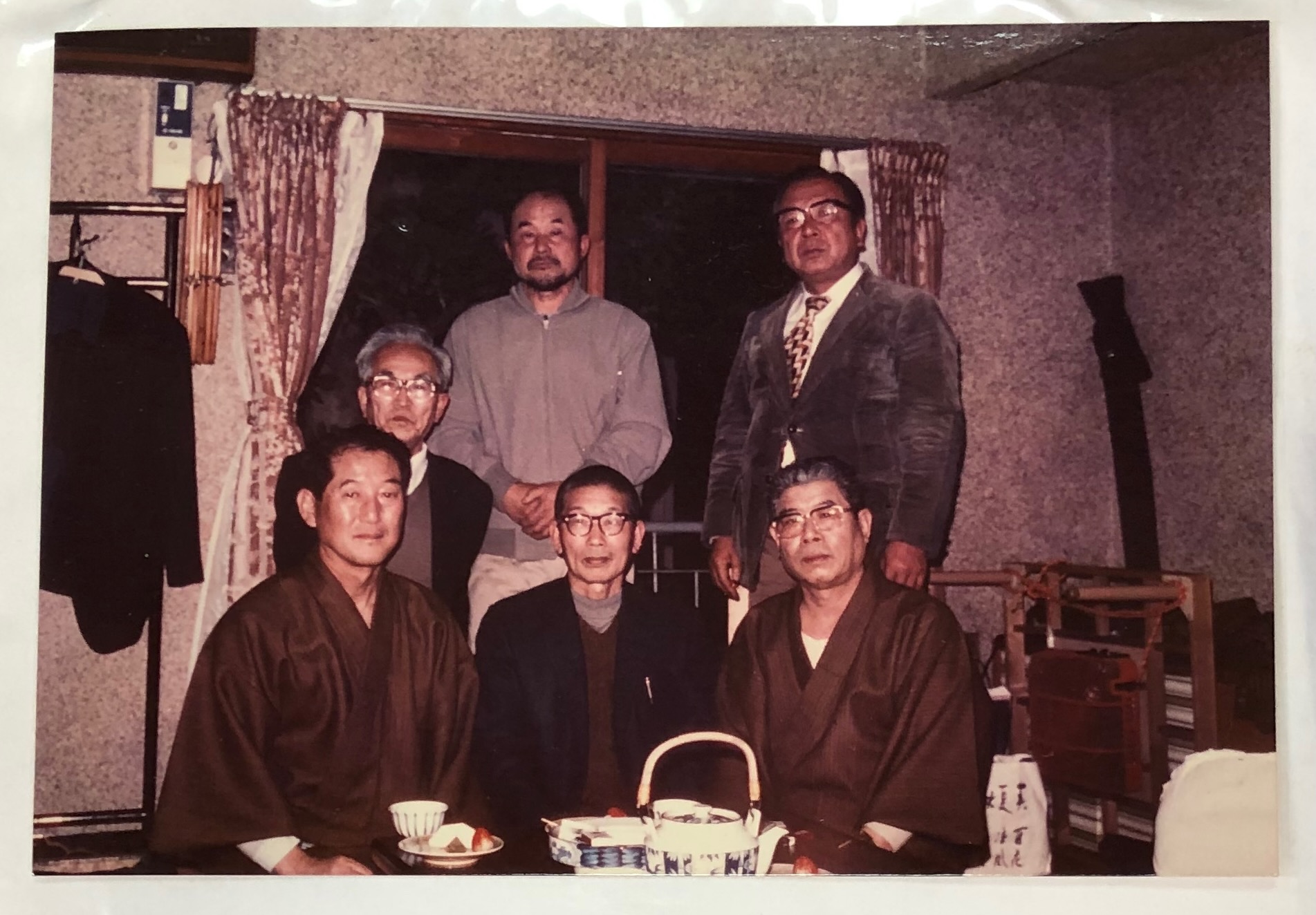 Group photograph including a younger Yamamoto Atsushi and Aikawa Manabu